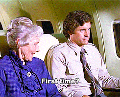 紧张的gif-nervous old lady GIF