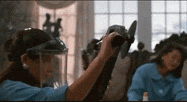 每日GIF(2020-04-26)的gif-Christmas Lloyd GIF