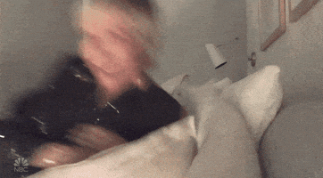 每日GIF(2020-05-12)的gif-Saturday Night Live Snl GIF by GIPHY News