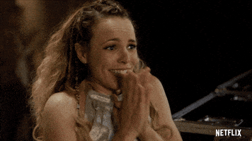每日GIF(2020-08-01)的gif-Rachel Mcadams Love GIF by NETFLIX