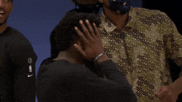每日GIF(2020-08-12)的gif-Turn Around Wow GIF by NBA