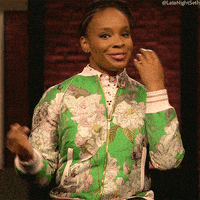 每日GIF(2020-08-15)的gif-I Look Good Seth Meyers GIF by Late Night with Seth Meyers