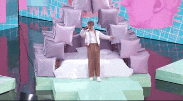 每日GIF(2021-05-25)的gif-Pass Out Glass Animals GIF by Billboard Music Awards