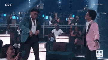 每日GIF(2021-06-28)的gif-Bruno Mars GIF by BET Awards