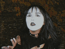 每日GIF(2021-10-05)的gif-Fall Season GIF by GIPHY Studios Originals