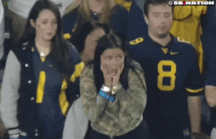 每日GIF(2021-11-14)的gif-College Football GIF by izzyjames