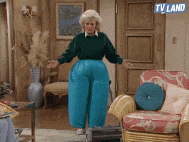 每日GIF(2022-01-01)的gif-Golden Girls Pants GIF by TV Land