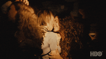 每日GIF(2022-01-11)的gif-Happy Love At First Sight GIF by euphoria