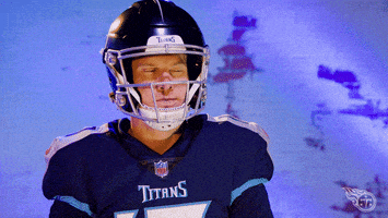 每日GIF(2022-01-23)的gif-Think Ryan Tannehill GIF by Tennessee Titans