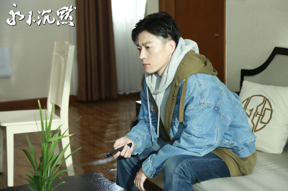 永不沉默剧照的剧照