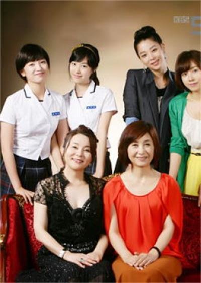 比利提斯俱乐部的女儿们的海报-正式海报